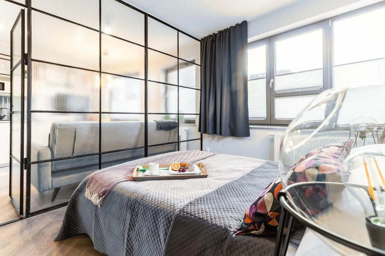 Ideal Apartments Green & Blue location